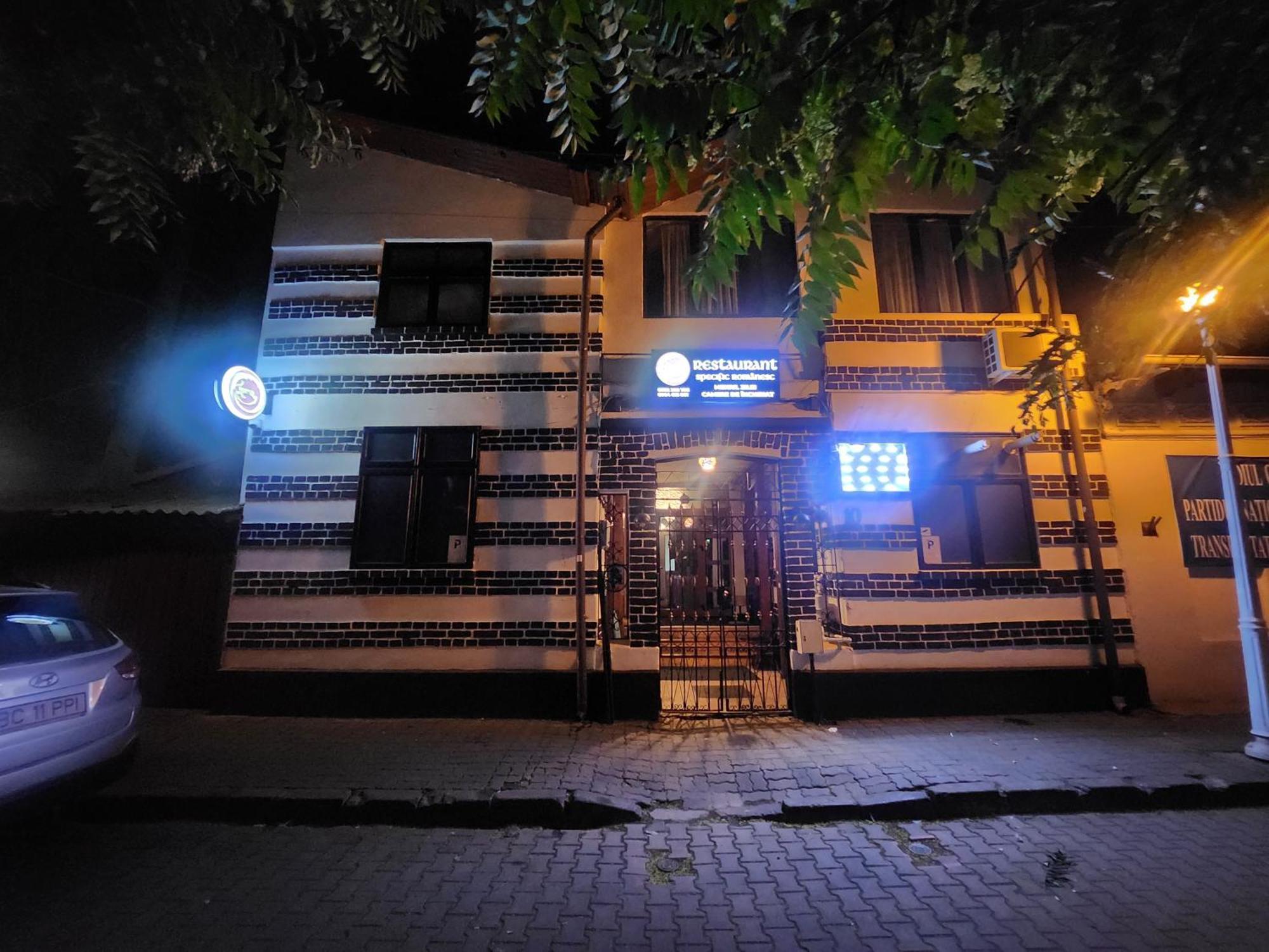 Karma Caffe&Rooms Bükreş Dış mekan fotoğraf